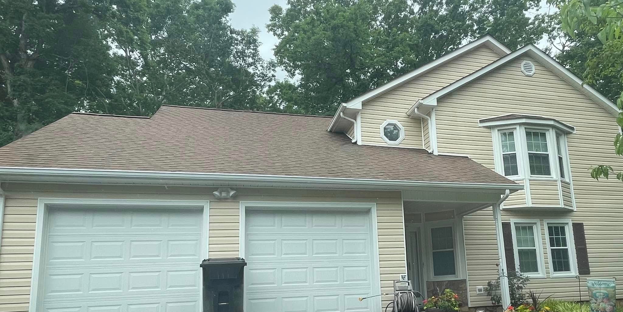 Amazing HouseWash and Roofwash in Morganton North Carolina. Thumbnail