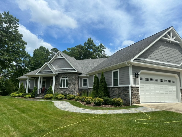 Pressure Washing vs. Soft Washing: What's The Difference? Thumbnail